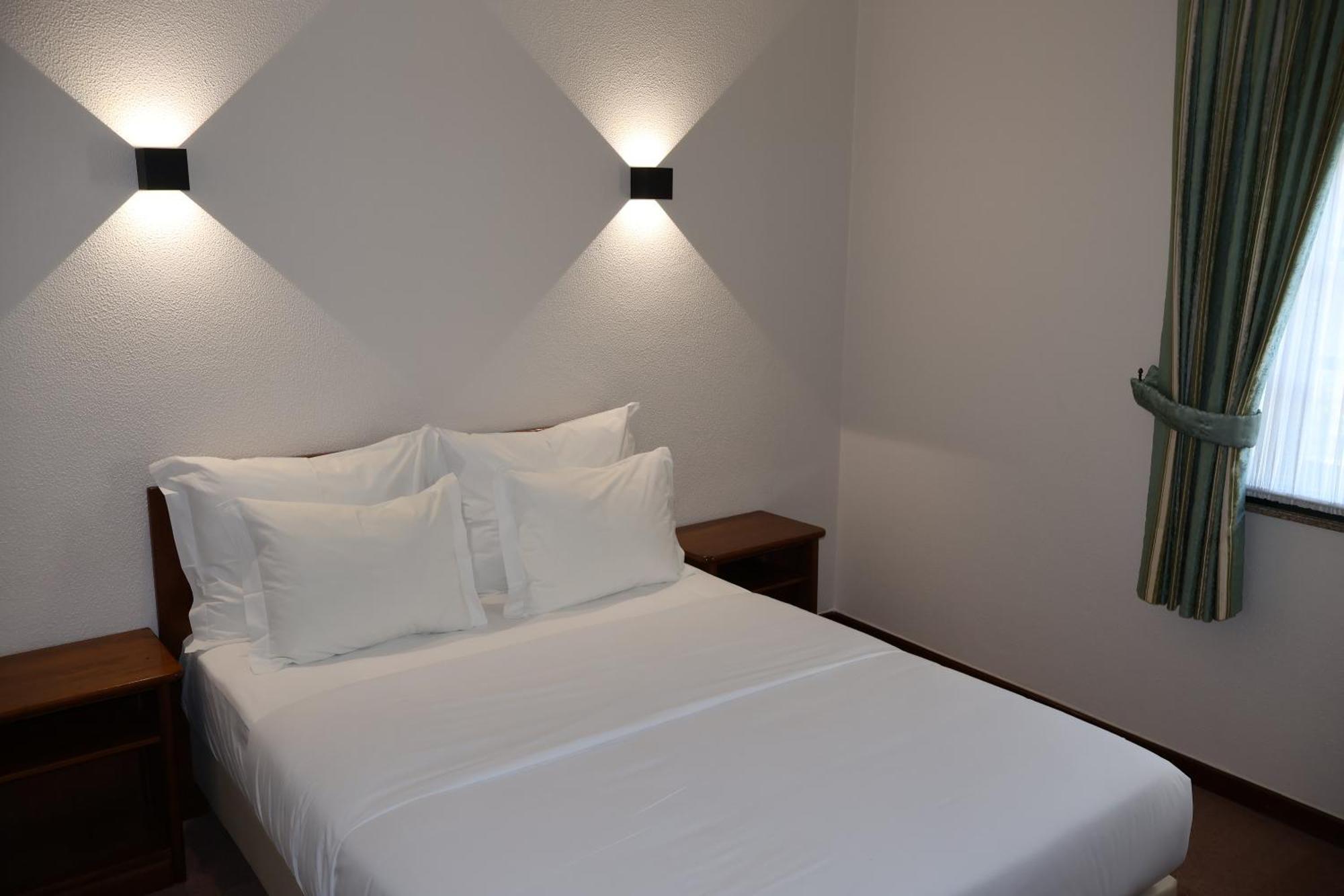 Hotel Santhyago Трофа Экстерьер фото