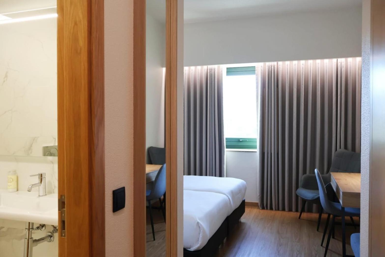 Hotel Santhyago Трофа Экстерьер фото